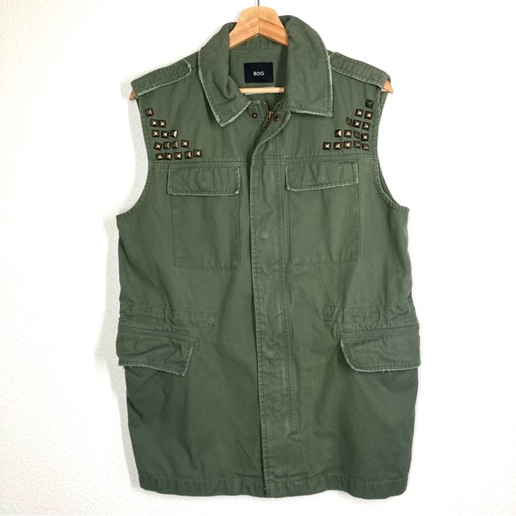 BDG Urban Outfitters Boho Vest Studded Army Green M Distressed Cotton Oversize - Picture 6 of 16
